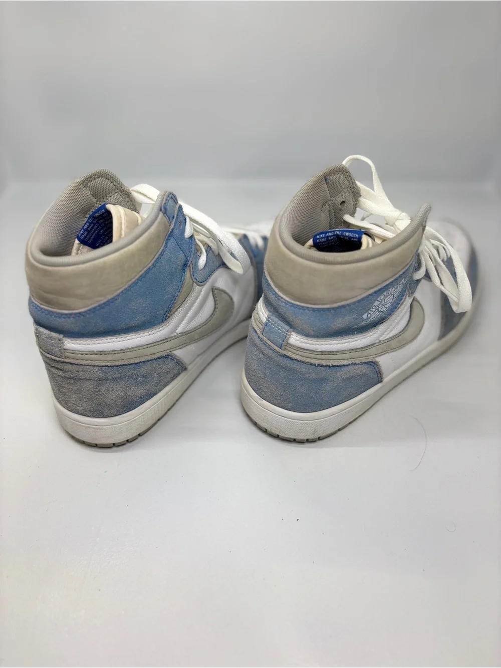Nike Air Jordan 1 Retro High OG Hyper Royal 555088-402 Men’s Size 10.5